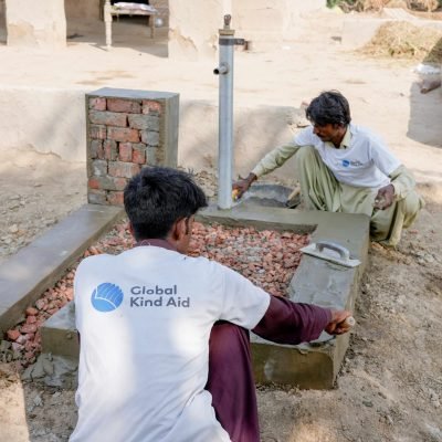 Construction of a deep hand pump