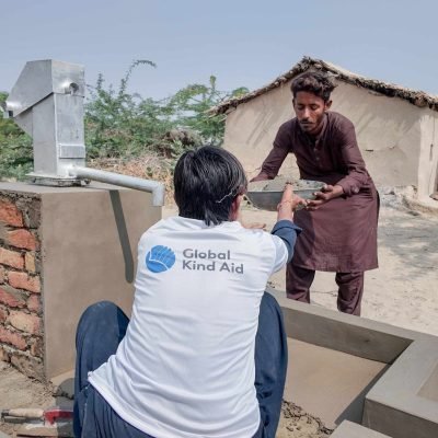 Construction of a deep hand pump