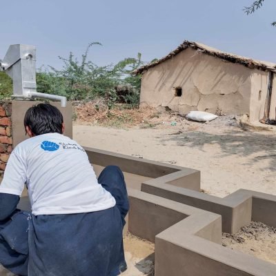 Construction of a deep hand pump